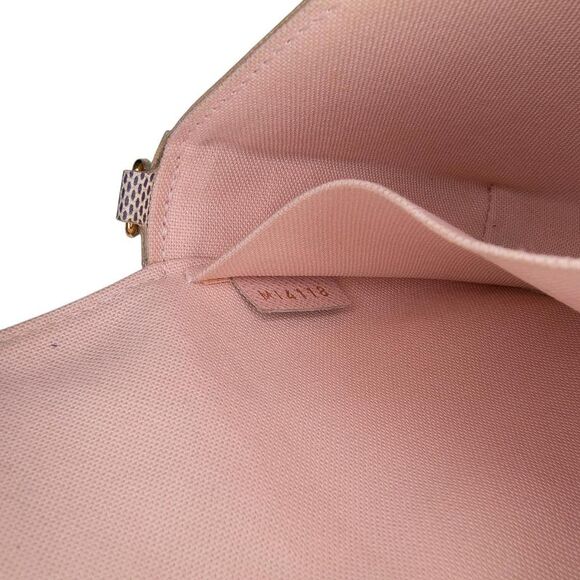 Pre Loved louis vuitton Felicie Chain Wallet Women White Crossbody Bags - Picture 6 of 8